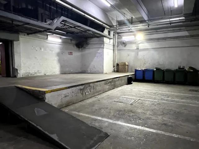 港灣工貿中心