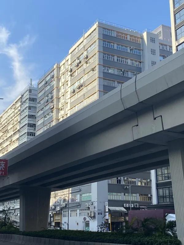 龍駒企業大廈