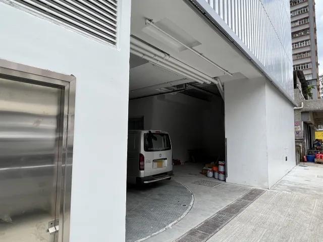雲之端