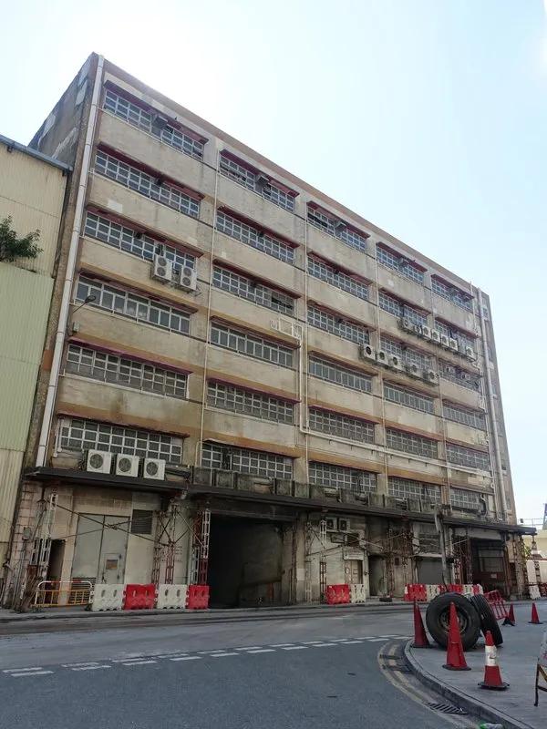 華東貨倉