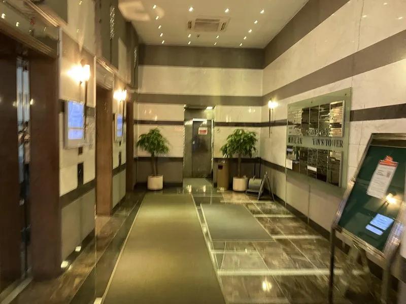 甄沾記大廈