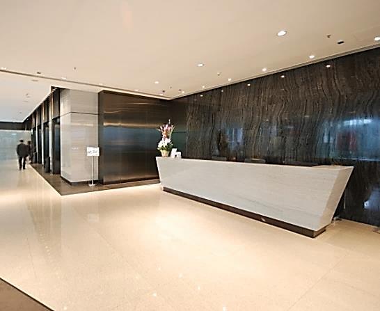 100 Queen's Road Central  皇后大道中100號