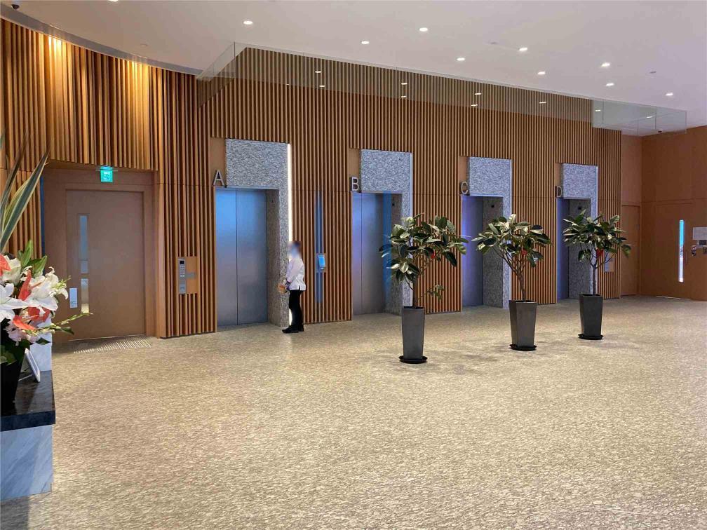 Shanghai Commercial Bank Tower  上海商業銀行大廈