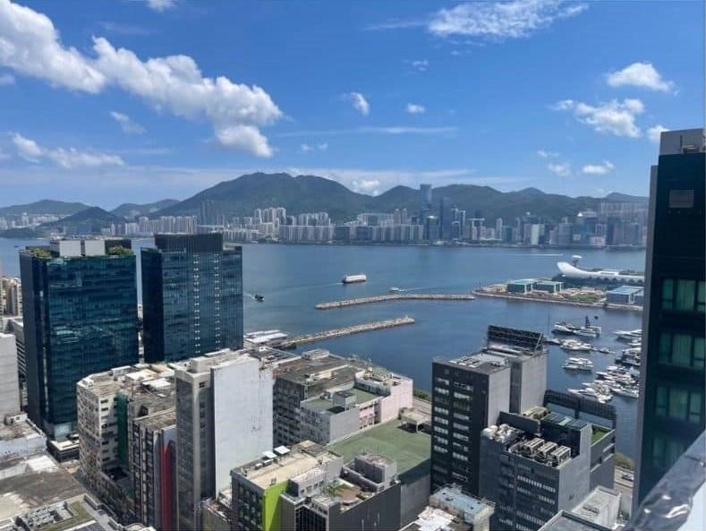 德華中心