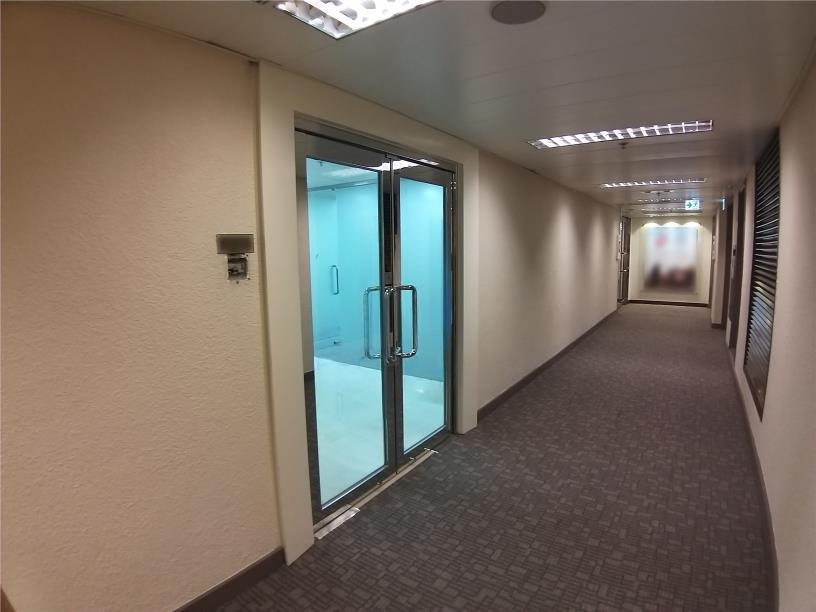新港中心一座