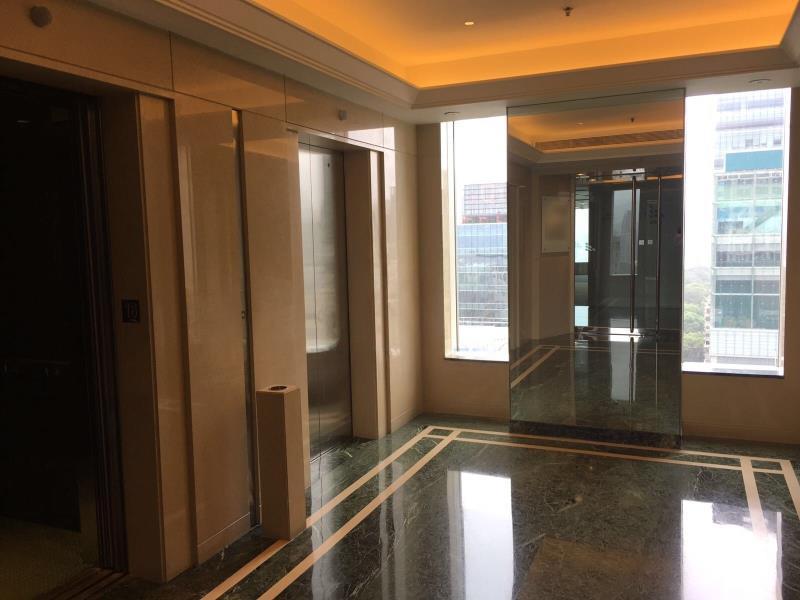 半島酒店辦公室大樓