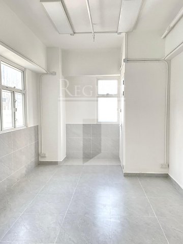 MAN FOONG INDUSTRIAL BUILDING (萬峰工業大廈)