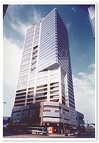 8 COMMERCIAL TOWER (八号商业广场)