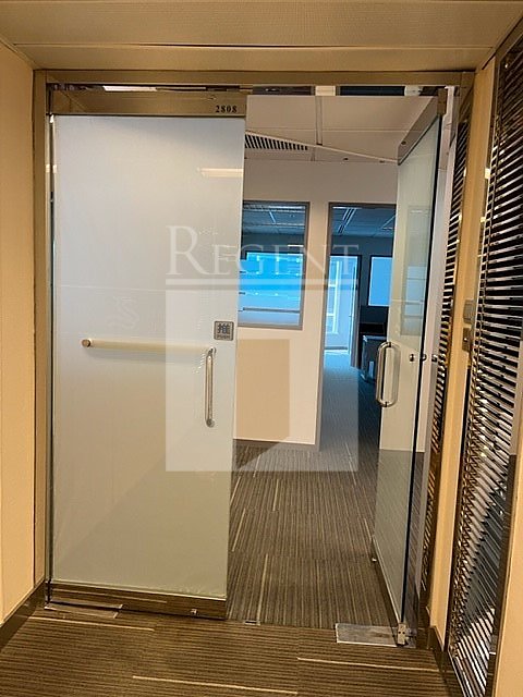 CENTRAL PLAZA (中環廣場)-RGP032307