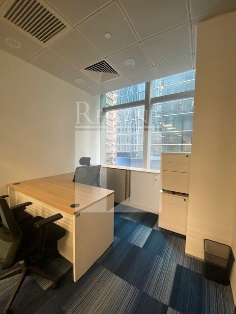 DES VOEUX ROAD C 33 (德輔道中33號)-RGP032853