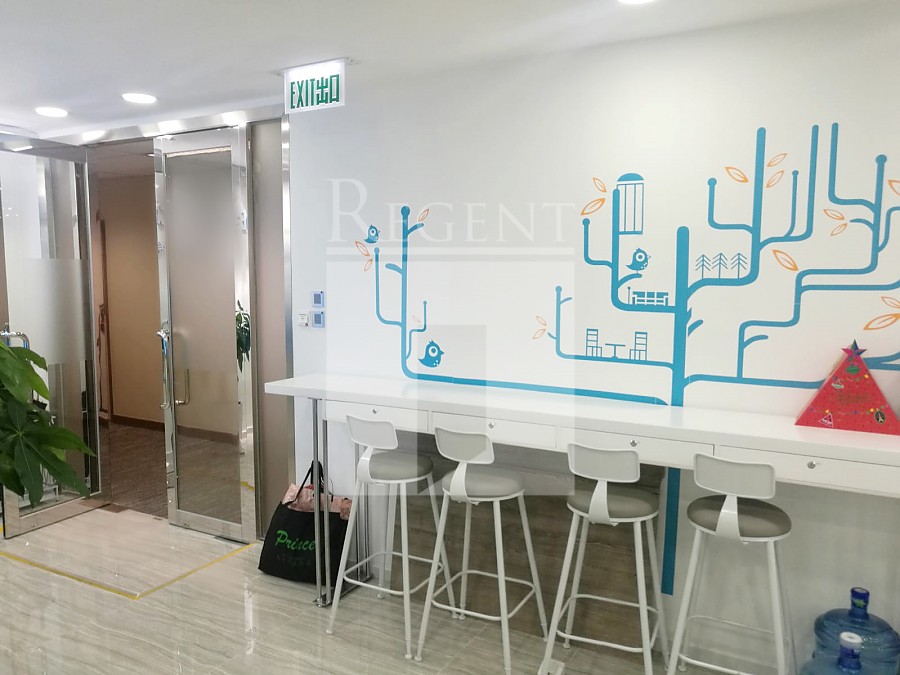 GATEWAY PRUDENTIAL TOWER (港威英國保誠保險大廈)-RGP012794