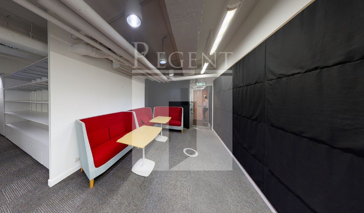 UNIVERSAL TRADE CENTRE (環貿中心)-RGP014454