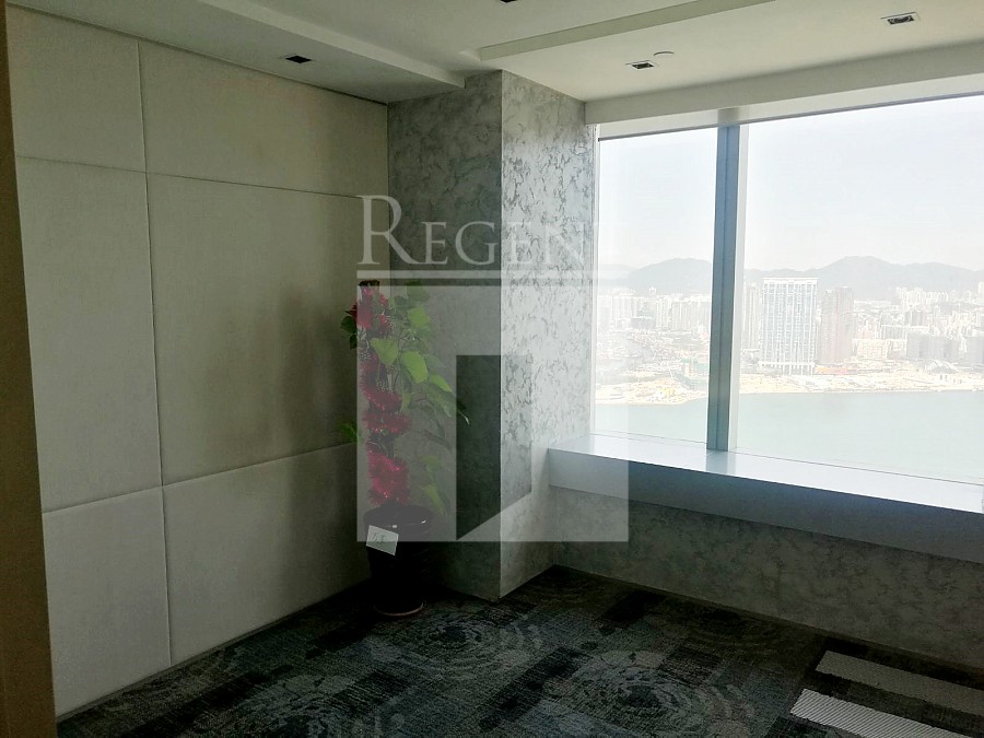 THE CENTER (中環中心)-RGP017174