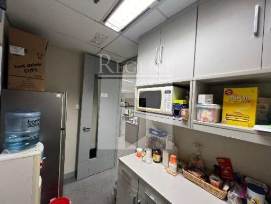 GATEWAY TOWER 01 (港威大廈 第01座)-C0555596