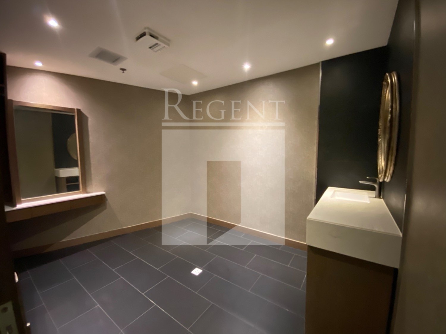 SHUN HEI CAUSEWAY BAY CENTRE (順禧銅鑼灣中心)-C0599337
