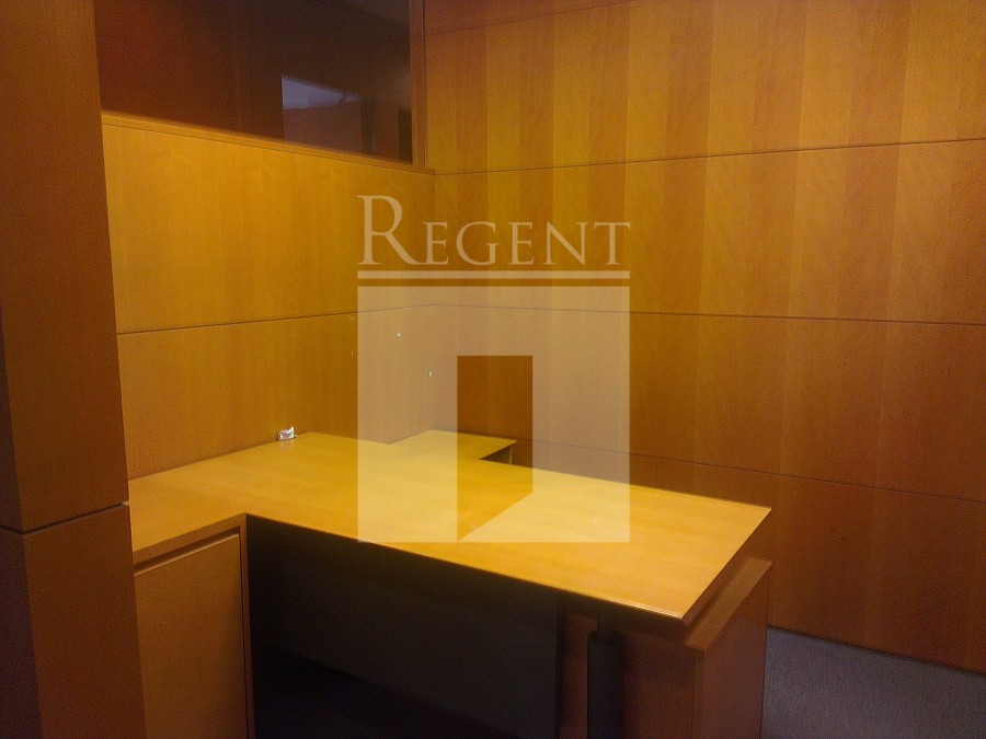 ENTERTAINMENT BUILDING (娛樂行)-RGP003037