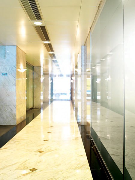 CENTRE POINT (中怡商業大廈)-RGP022745