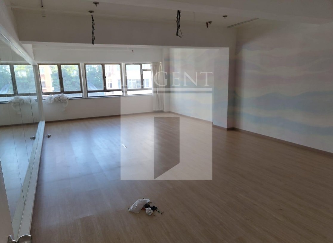 SUNBEAM COMMERCIAL BUILDING (新光商業大廈)-RGP032614