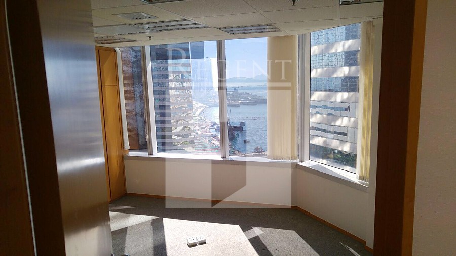 CONVENTION PLAZA OFFICE TOWER              (會展廣場 辦公大樓       )-RGP012289