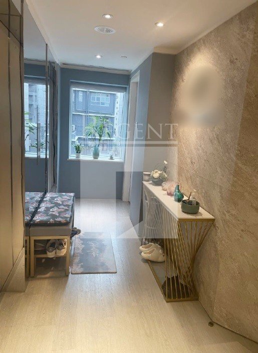1 Lan Kwai Fong (蘭桂坊1號)-RGP4617141