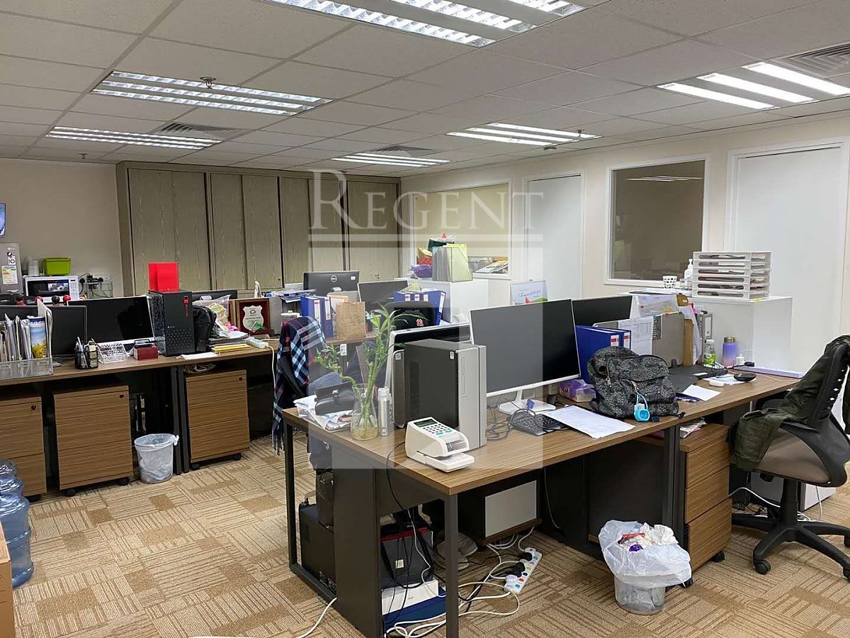 SILVERCORD BLOCK 02 (新港中心 第02座)