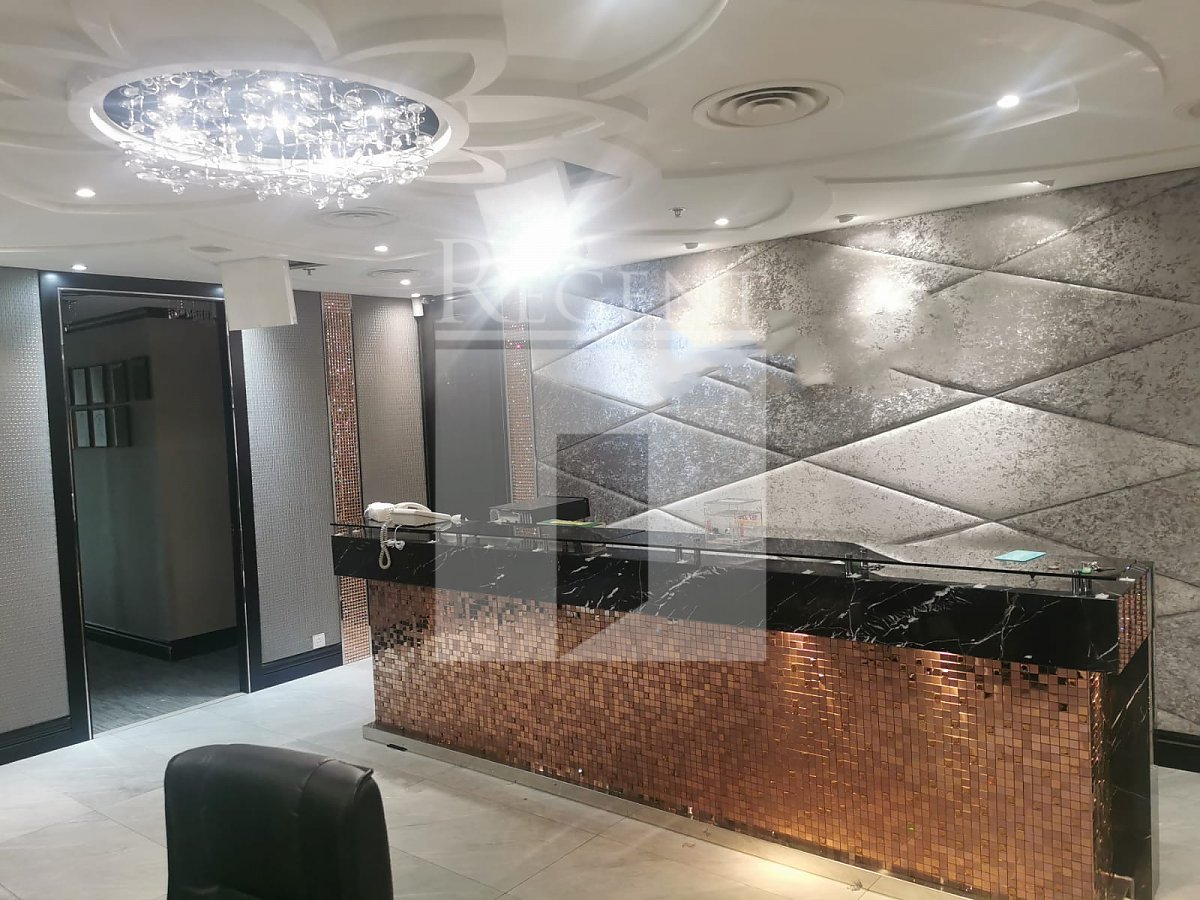 LANGHAM PLACE (朗豪坊)-RGP024925