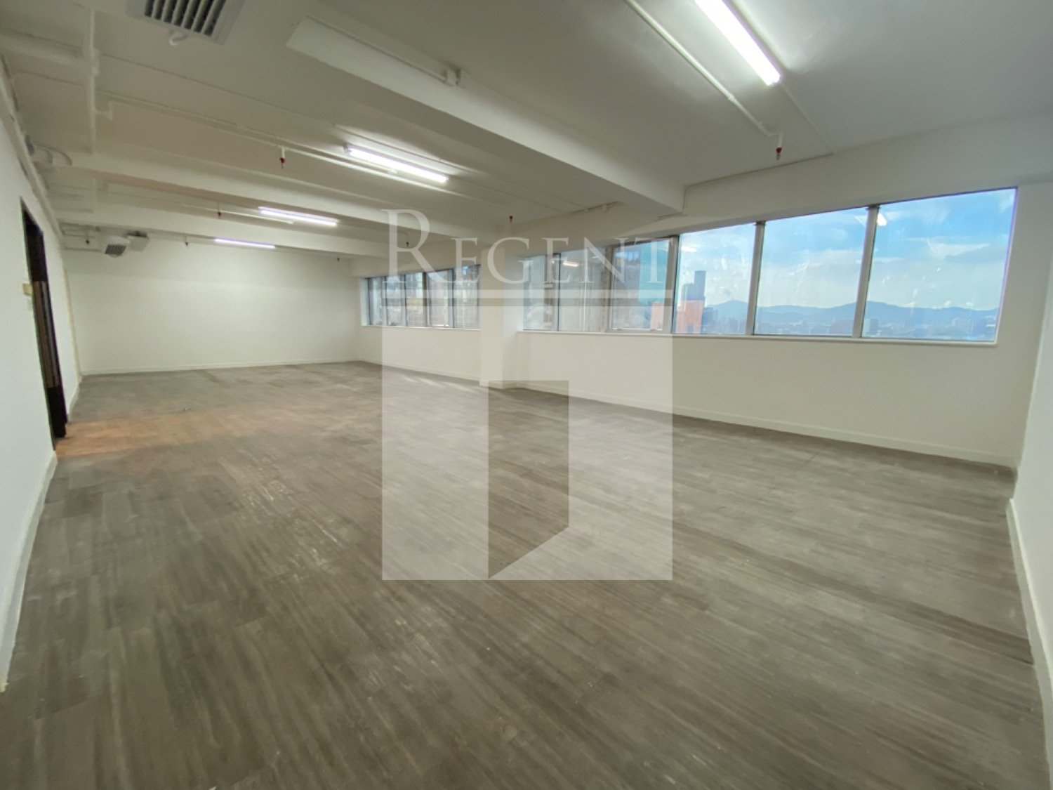 WAY ON COMMERCIAL BUILDING (維安商業大廈)-C0599341