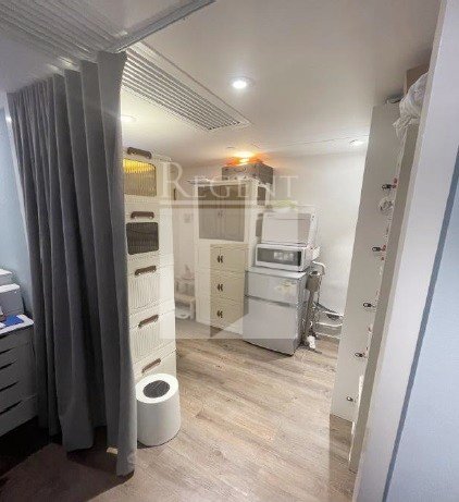 1 Lan Kwai Fong (蘭桂坊1號)-RGP4617141