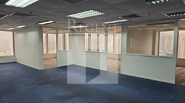 SKYLINE TOWER (宏天廣場)-RGP032690