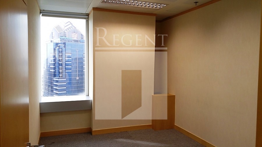 THE CENTER (中環中心)-RGP010813