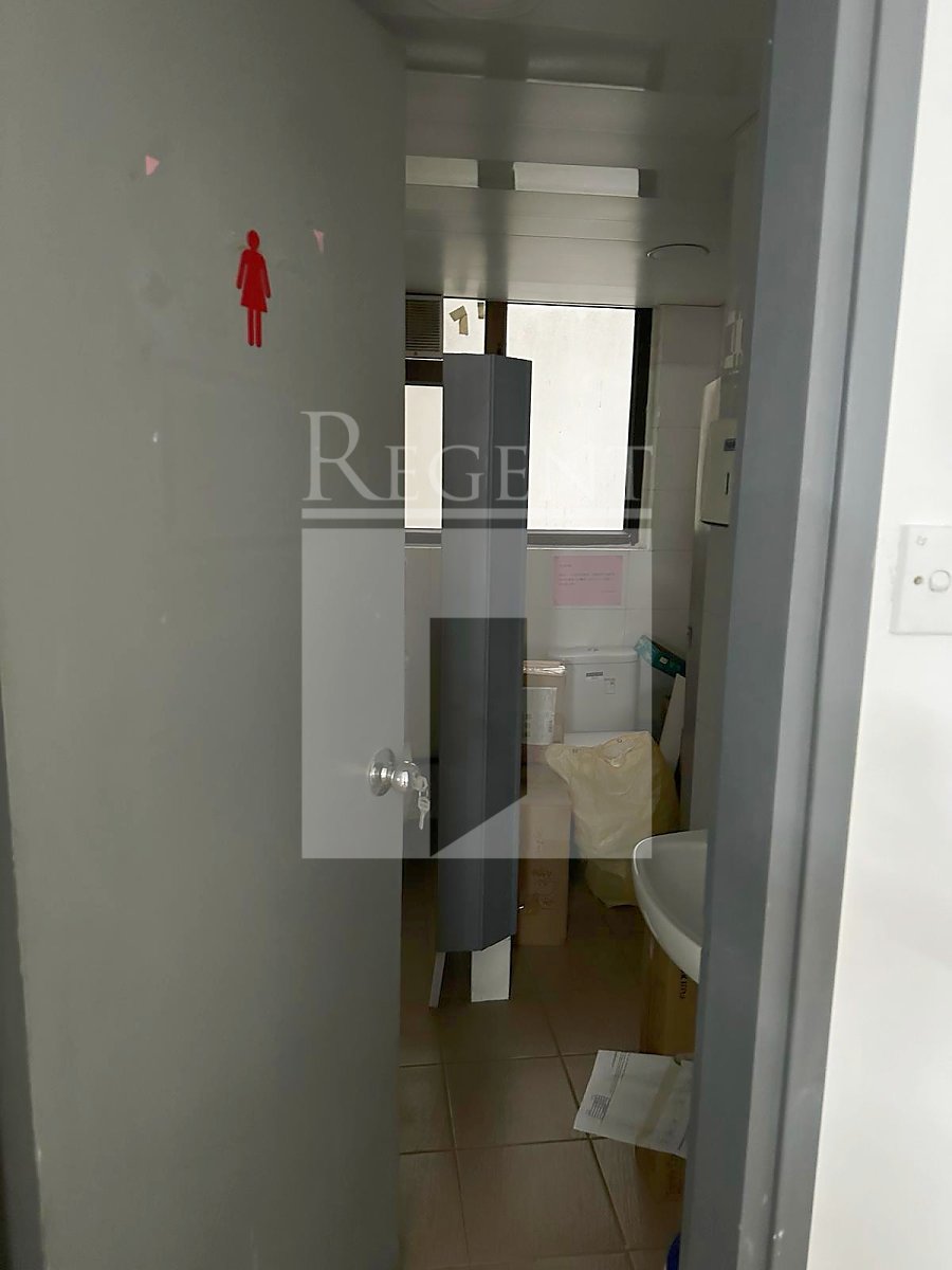 HARBOUR COMMERCIAL BUILDING (海港商業大廈)-RGP032720