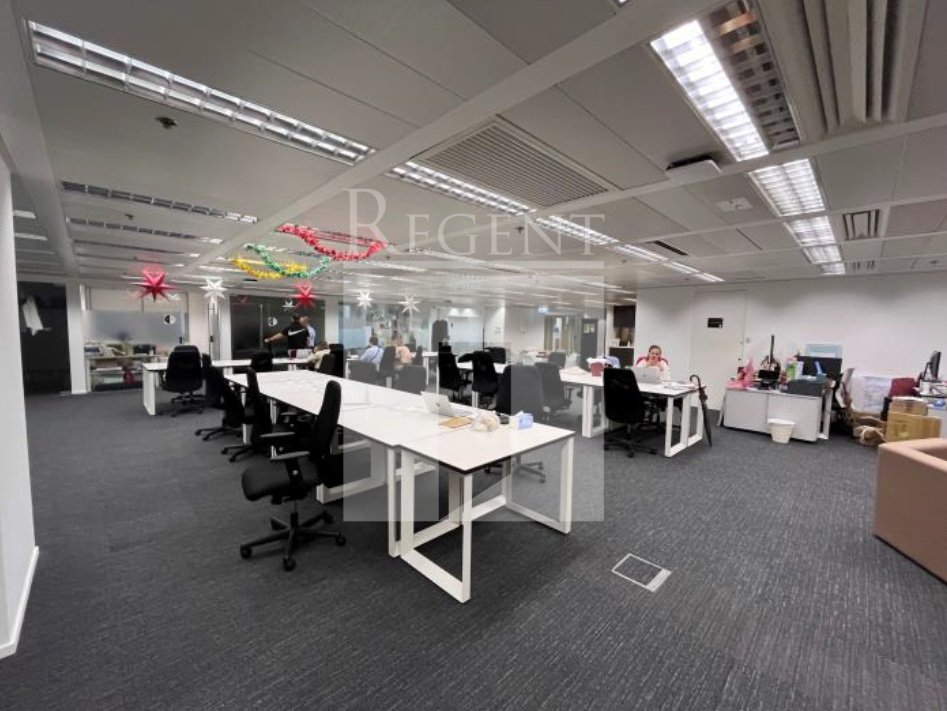 DAH SING FINANCIAL CENTRE (大新金融中心)-C0600893