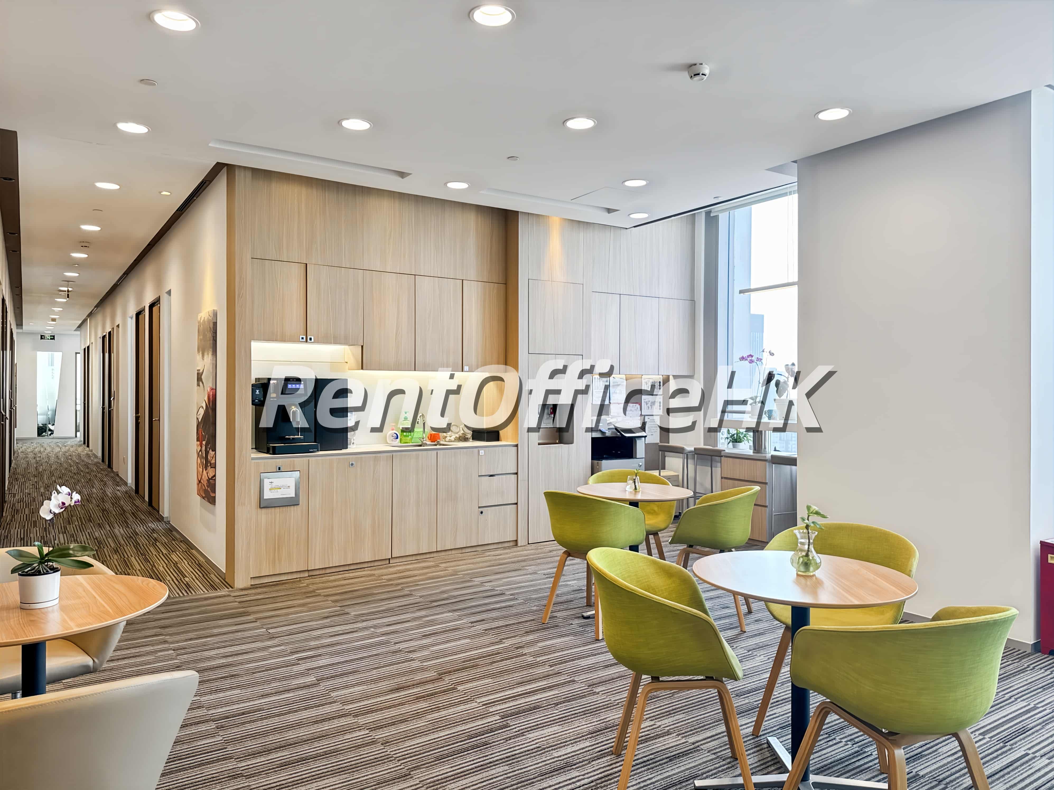 国际金融中心-中國內地務式辦公室