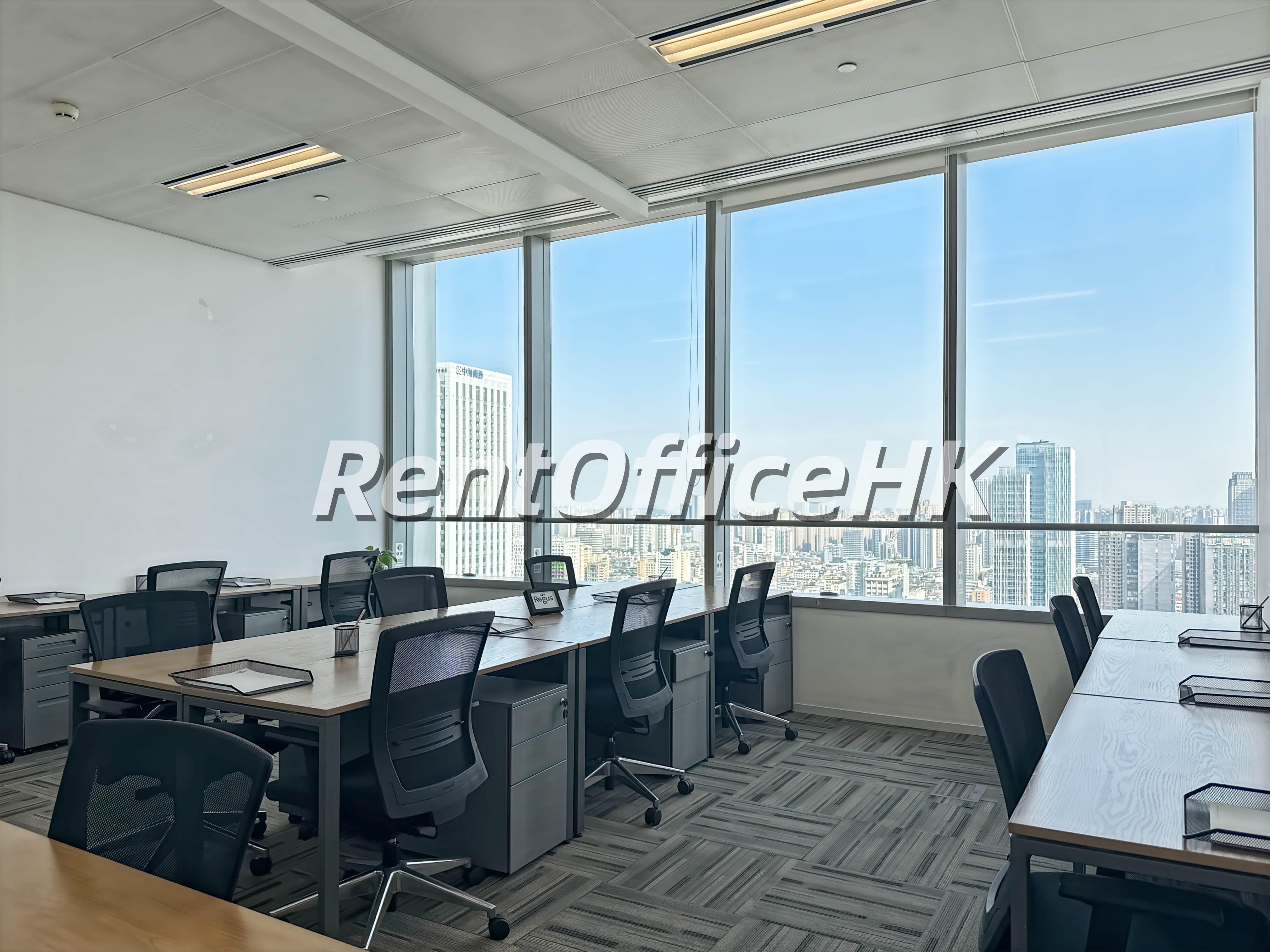 国际金融中心-中國內地務式辦公室