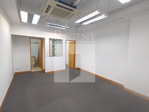 LEMMI CENTRE (利寶時中心)