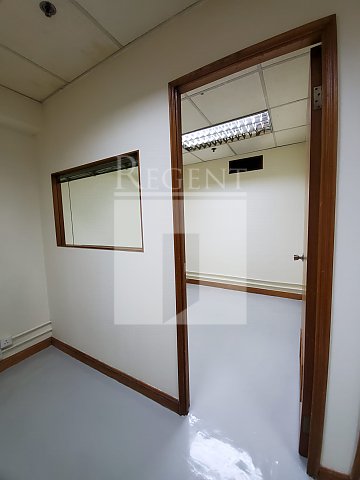 KWUN TONG INDUSTRIAL CENTRE BLOCK 04 (觀塘工業中心 第04座)-RGP032215