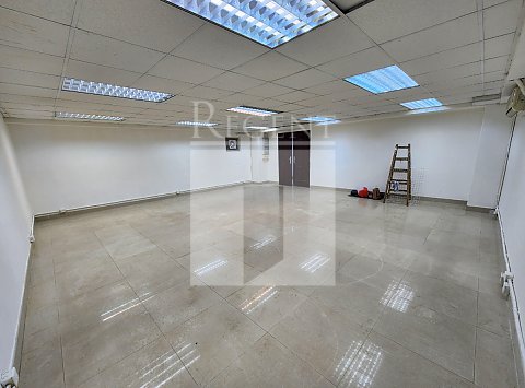 POR MEE FTY BUILDING (百美工廠大廈)