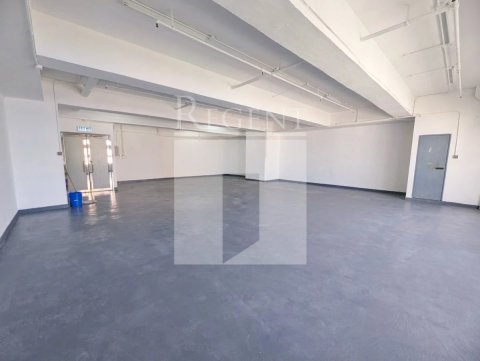 HONOUR INDUSTRIAL CENTRE (安力工業中心)