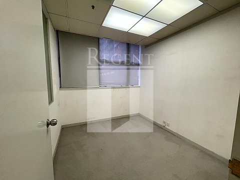 VOGUE CENTRE (時采中心)-RGP032317