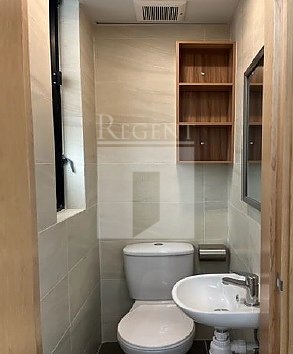 BILLION TRADE CENTRE (鴻貿中心)-RGP025799