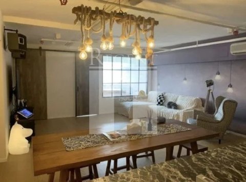 PROFICIENT INDUSTRIAL CENTRE (鴻力工業中心)