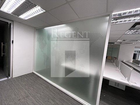 KA MING COURT (嘉名工廠大廈)