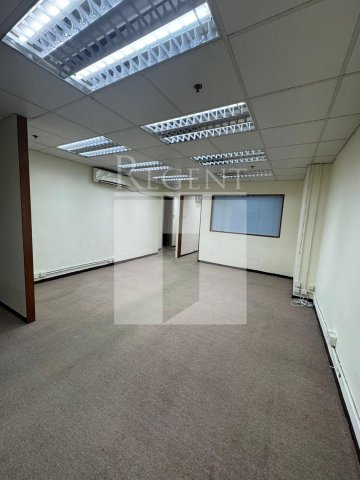 TRUST CENTRE (時信中心)