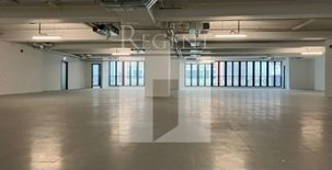 THE WHITNEY -RGP032682