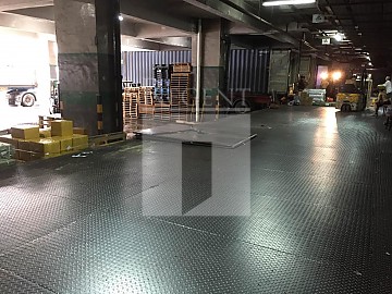 SUN FUNG CENTRE (新豐中心)