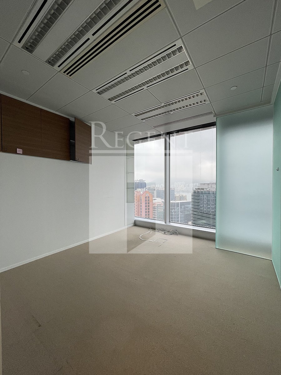 LANDMARK EAST AXA TOWER (城东志 安盛金融大楼)-RGP031920