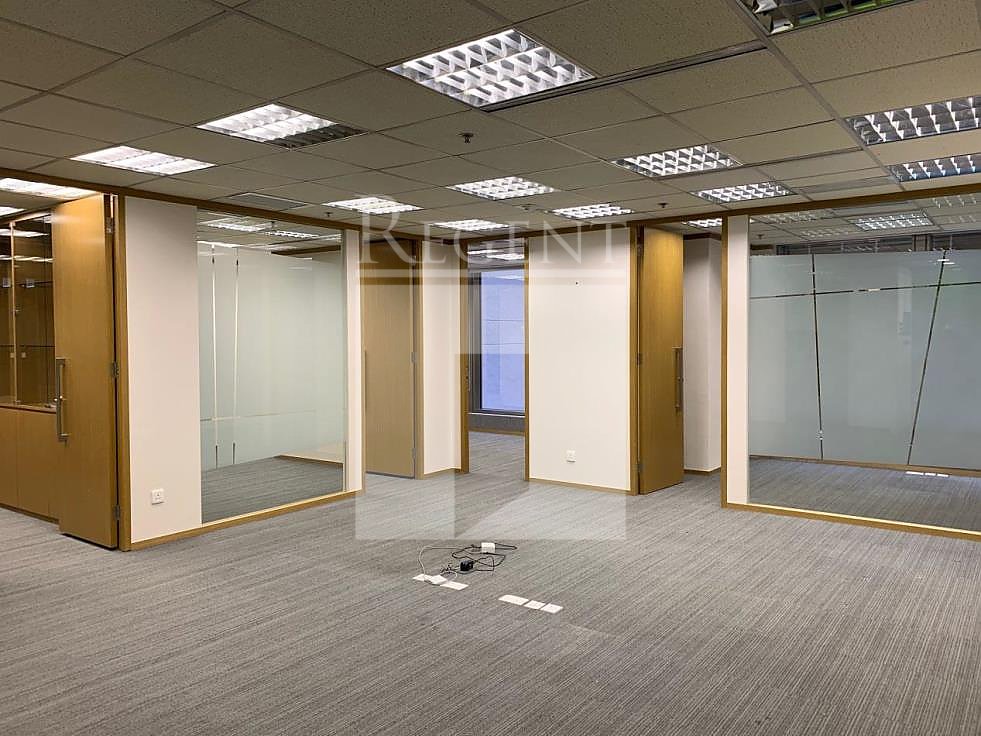 CHINA BUILDING (華人行)