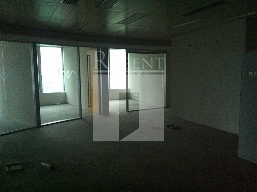 QUEEN'S ROAD C 8 (皇后大道中8号)-RGP008359