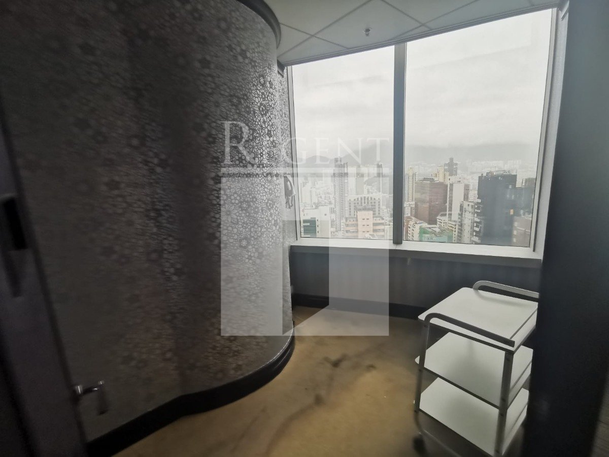 LANGHAM PLACE (朗豪坊)-RGP024925