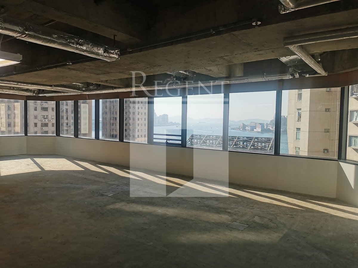 LEE & MANSION COMMERCIAL CENTRE (理文商業中心)